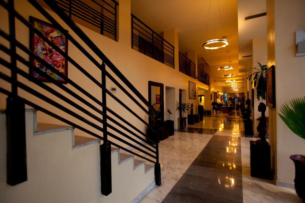 Hotel El Farouk Bamako Buitenkant foto