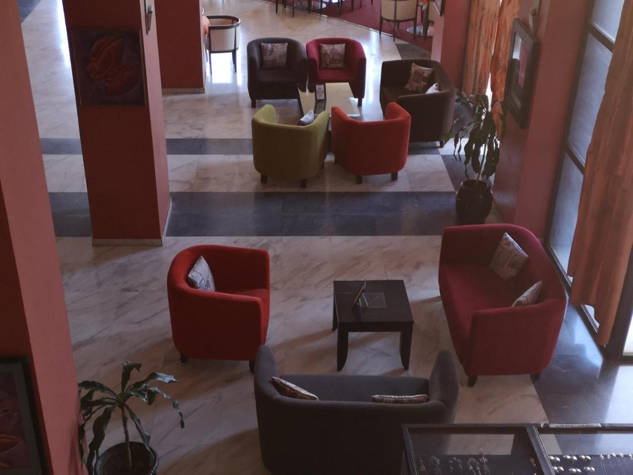 Hotel El Farouk Bamako Buitenkant foto